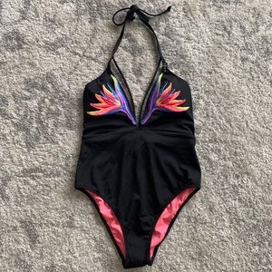 COPY - Victoria’s Secret - one piece swim